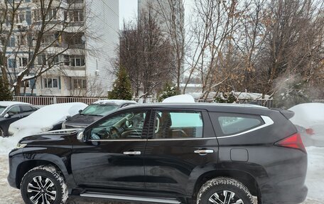 Mitsubishi Montero Sport, 2022 год, 4 900 000 рублей, 3 фотография