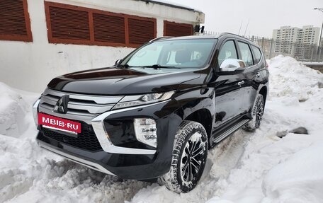 Mitsubishi Montero Sport, 2022 год, 4 900 000 рублей, 2 фотография