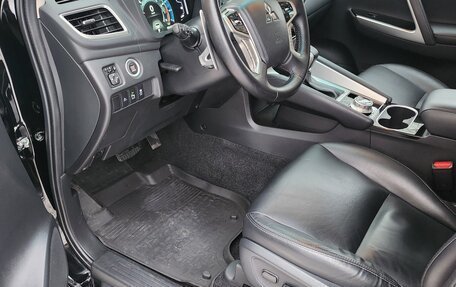 Mitsubishi Montero Sport, 2022 год, 4 900 000 рублей, 12 фотография