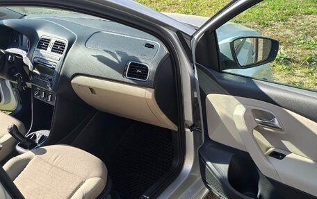 Volkswagen Polo VI (EU Market), 2009 год, 700 000 рублей, 12 фотография