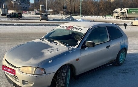 Mitsubishi Colt VI рестайлинг, 1996 год, 110 000 рублей, 3 фотография