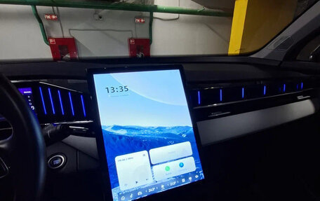 Geely Atlas, 2023 год, 2 650 000 рублей, 3 фотография