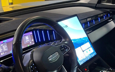 Geely Atlas, 2023 год, 2 650 000 рублей, 10 фотография