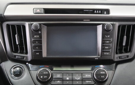 Toyota RAV4, 2018 год, 2 599 000 рублей, 18 фотография