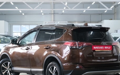 Toyota RAV4, 2018 год, 2 599 000 рублей, 5 фотография