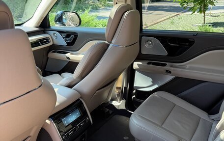 Lincoln Aviator II, 2020 год, 5 199 999 рублей, 9 фотография