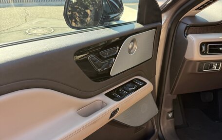 Lincoln Aviator II, 2020 год, 5 199 999 рублей, 12 фотография