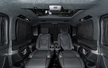 Mercedes-Benz V-Класс, 2024 год, 16 990 000 рублей, 26 фотография