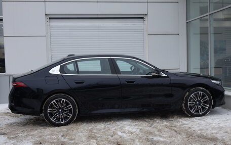 BMW 5 серия, 2025 год, 8 750 000 рублей, 6 фотография