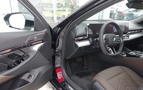 BMW 5 серия, 2025 год, 8 750 000 рублей, 7 фотография