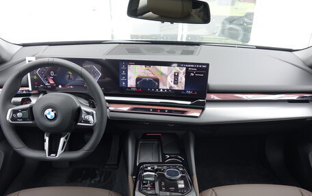 BMW 5 серия, 2025 год, 8 750 000 рублей, 12 фотография