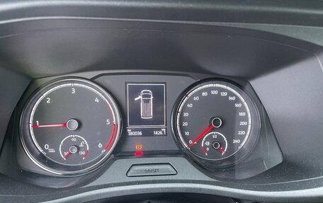 Volkswagen Transporter T6 рестайлинг, 2021 год, 3 500 000 рублей, 8 фотография