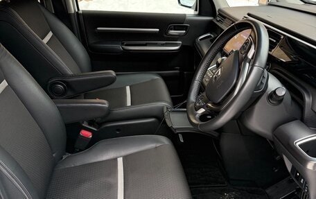 Honda Stepwgn IV, 2019 год, 2 350 000 рублей, 9 фотография