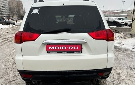Mitsubishi Pajero Sport II рестайлинг, 2013 год, 1 450 000 рублей, 12 фотография