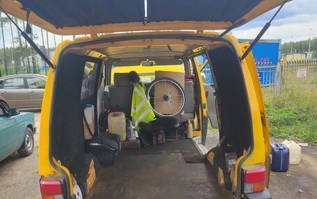 Volkswagen Transporter T4, 1993 год, 310 000 рублей, 3 фотография