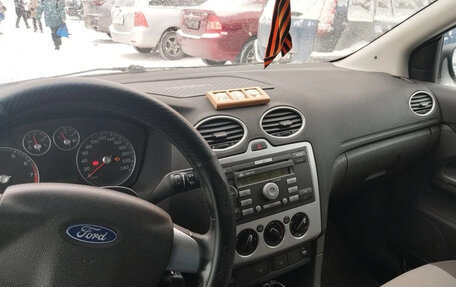 Ford Focus II рестайлинг, 2005 год, 400 000 рублей, 2 фотография