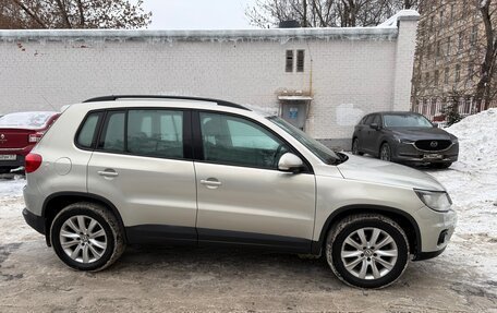 Volkswagen Tiguan I, 2011 год, 990 000 рублей, 4 фотография