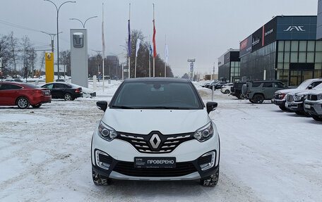 Renault Kaptur I рестайлинг, 2021 год, 1 800 000 рублей, 2 фотография