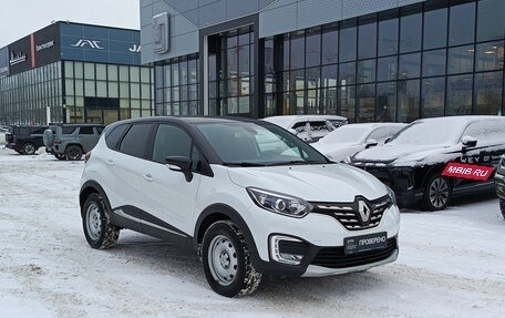 Renault Kaptur I рестайлинг, 2021 год, 1 800 000 рублей, 3 фотография