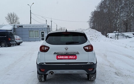 Renault Kaptur I рестайлинг, 2021 год, 1 800 000 рублей, 7 фотография