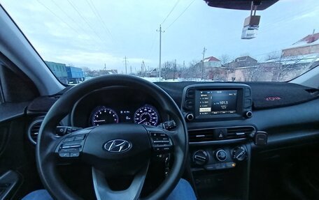 Hyundai Kona I, 2018 год, 1 720 000 рублей, 13 фотография