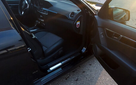 Mercedes-Benz C-Класс, 2011 год, 1 950 000 рублей, 9 фотография