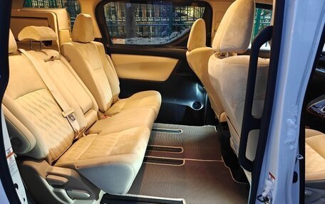 Toyota Vellfire II, 2019 год, 4 459 000 рублей, 6 фотография