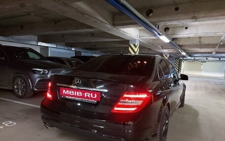 Mercedes-Benz C-Класс, 2011 год, 1 950 000 рублей, 15 фотография