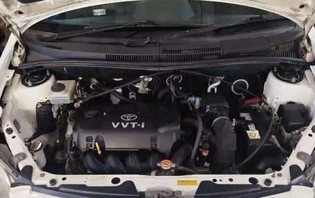 Toyota Ist II, 2002 год, 570 000 рублей, 8 фотография