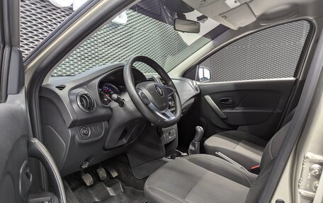 Renault Logan II, 2019 год, 985 000 рублей, 9 фотография