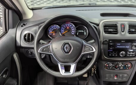 Renault Logan II, 2019 год, 985 000 рублей, 15 фотография