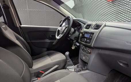 Renault Logan II, 2019 год, 985 000 рублей, 24 фотография