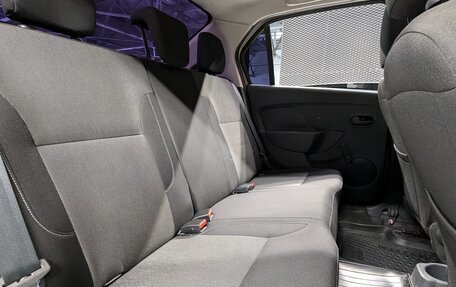 Renault Logan II, 2019 год, 985 000 рублей, 26 фотография