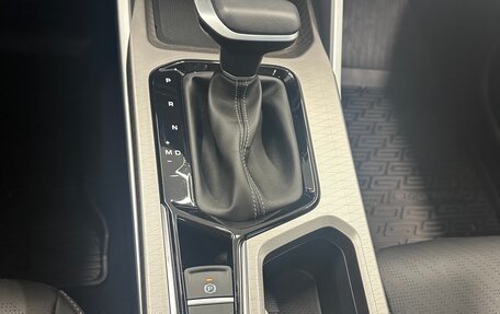 Geely Emgrand, 2024 год, 1 950 000 рублей, 9 фотография