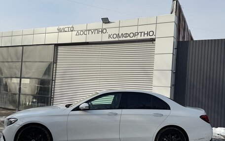 Mercedes-Benz E-Класс, 2019 год, 2 900 000 рублей, 1 фотография