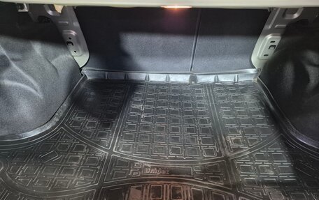 Renault Logan II, 2019 год, 1 048 000 рублей, 21 фотография