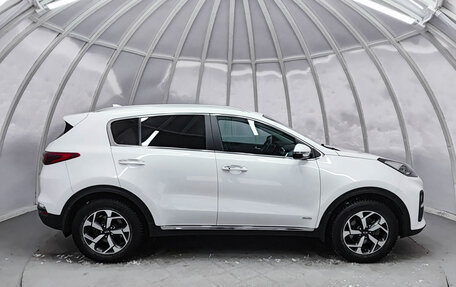 KIA Sportage IV рестайлинг, 2020 год, 2 435 000 рублей, 5 фотография