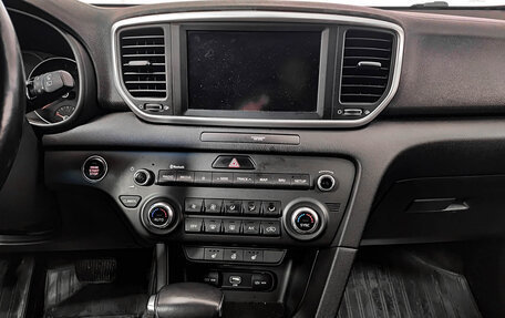 KIA Sportage IV рестайлинг, 2020 год, 2 435 000 рублей, 18 фотография