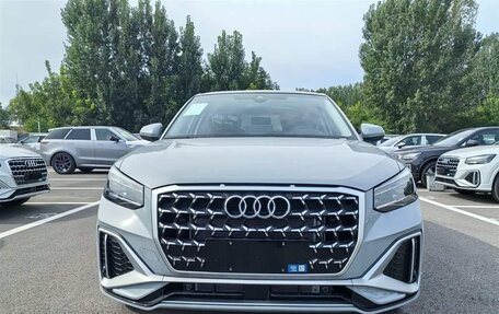 Audi Q2 I, 2022 год, 2 250 000 рублей, 2 фотография