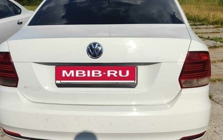 Volkswagen Polo VI (EU Market), 2016 год, 600 000 рублей, 2 фотография