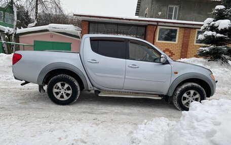Mitsubishi L200 IV рестайлинг, 2007 год, 900 000 рублей, 7 фотография