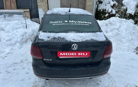 Volkswagen Polo VI (EU Market), 2017 год, 410 000 рублей, 2 фотография