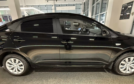 Hyundai Solaris II рестайлинг, 2021 год, 1 699 000 рублей, 7 фотография