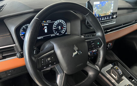 Mitsubishi Outlander, 2021 год, 3 499 000 рублей, 17 фотография