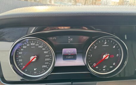 Mercedes-Benz E-Класс, 2019 год, 2 900 000 рублей, 13 фотография