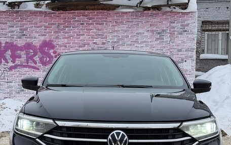 Volkswagen Polo VI (EU Market), 2020 год, 1 770 000 рублей, 2 фотография