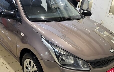 KIA Rio IV, 2018 год, 1 100 000 рублей, 9 фотография