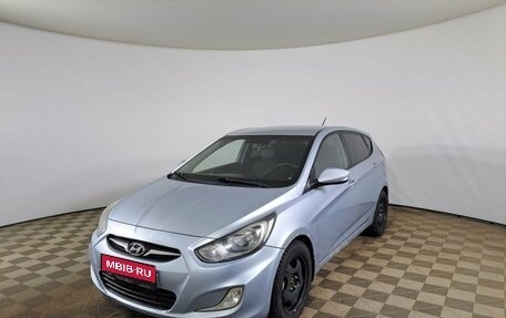 Hyundai Solaris II рестайлинг, 2011 год, 595 000 рублей, 1 фотография