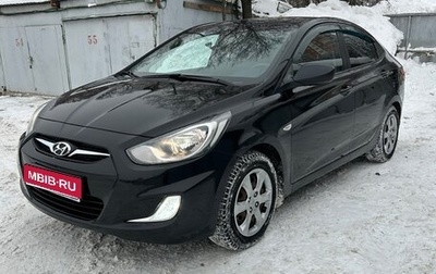 Hyundai Solaris II рестайлинг, 2012 год, 700 000 рублей, 1 фотография