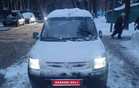 Peugeot Partner II рестайлинг 2, 2011 год, 329 000 рублей, 1 фотография